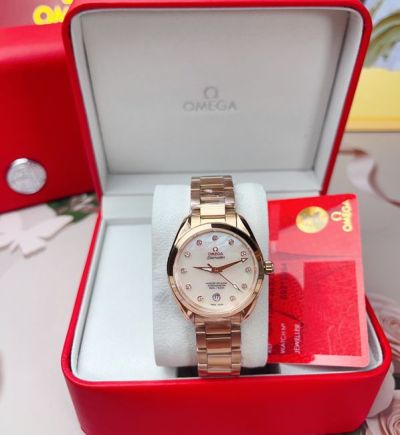 Omega Seamaster Aqua Terra 150m 34mm Mother of Pearl Dial Quartz Movement Women Watch